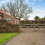 2 Bed In Northallerton Oc-82411 * Ainderby Steeple